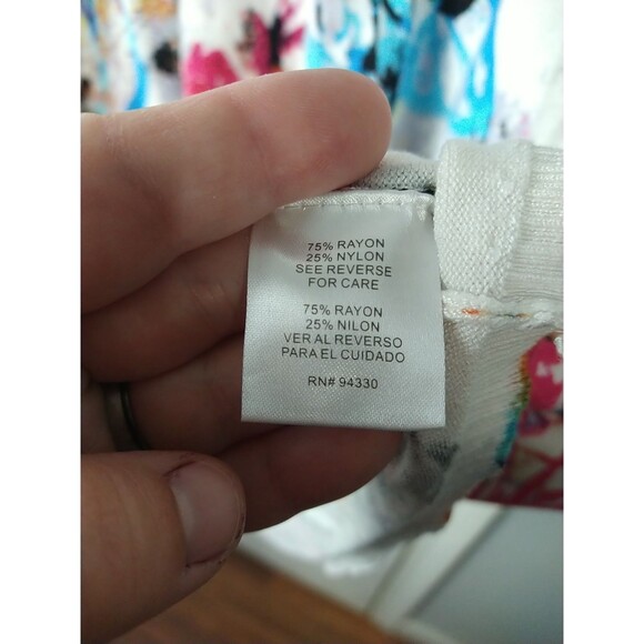 One A Size XXL WOMEN 3/4 Sleeve Sweater with Butterfly Print Spring Flight Color - Picture 7 of 9